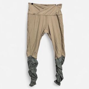 Core 10 Ballerina Yoga Leggings 1X Plus Beige Gray Ruched Cinch Hem Athleisure